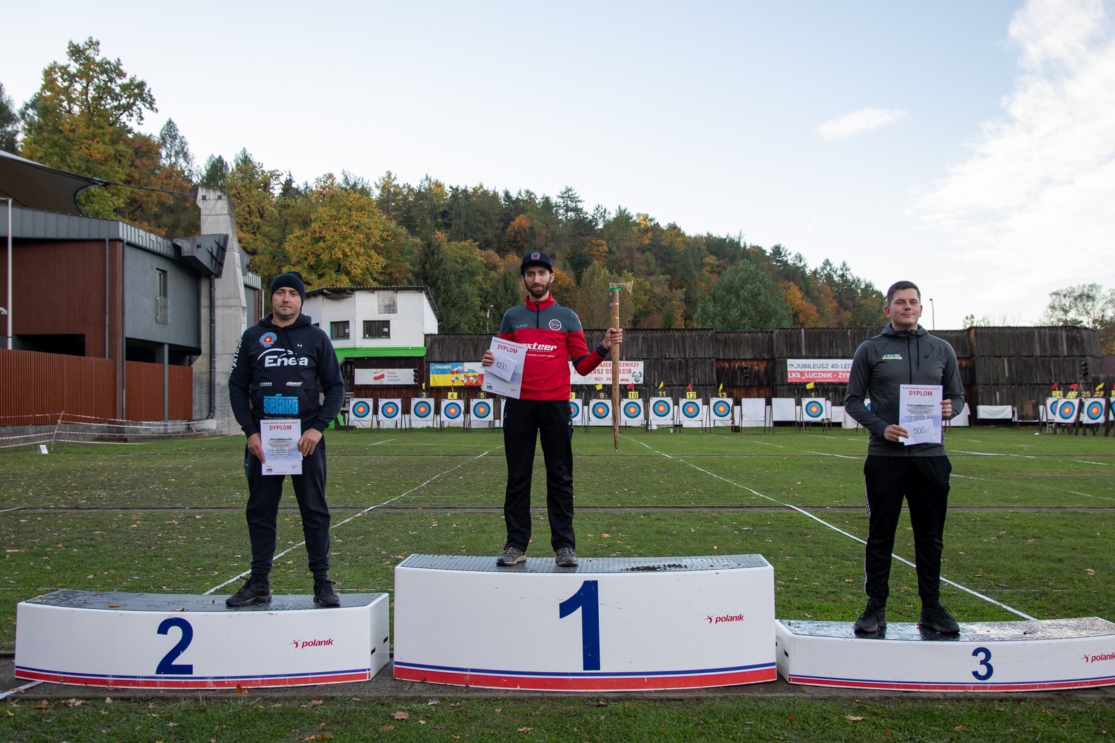 Na podium Mistrzowie Swiata pokonani przez Filipa Szelaga z A3D Toszek